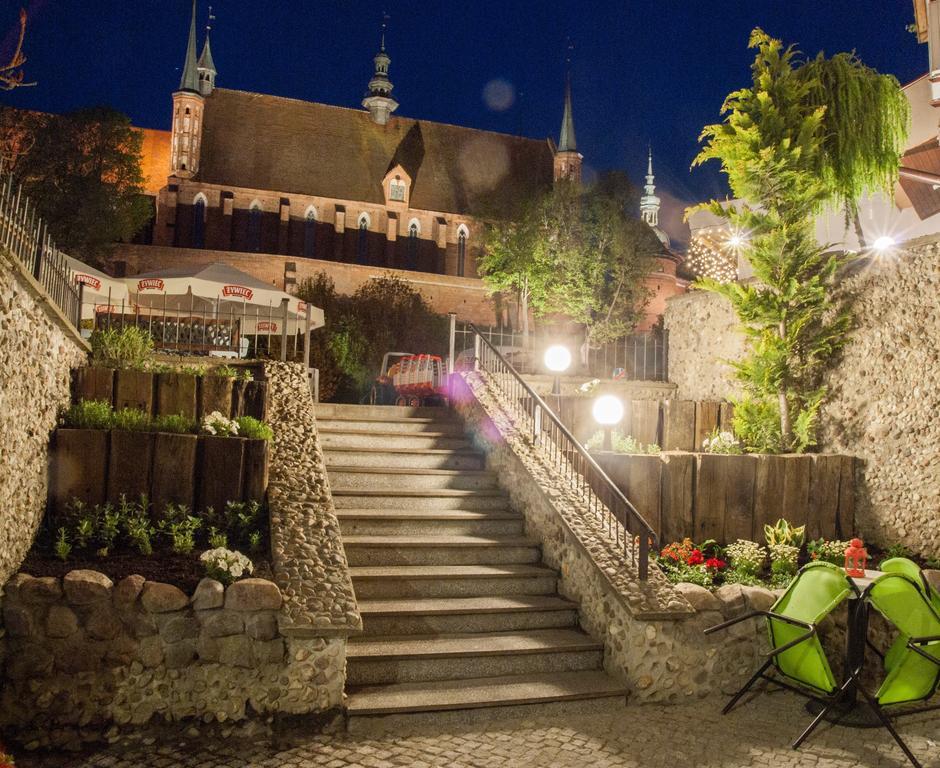 Pod Wzgorzem Bed & Breakfast Фромборк Экстерьер фото