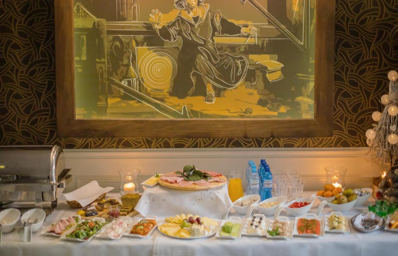 Pod Wzgorzem Bed & Breakfast Фромборк Экстерьер фото